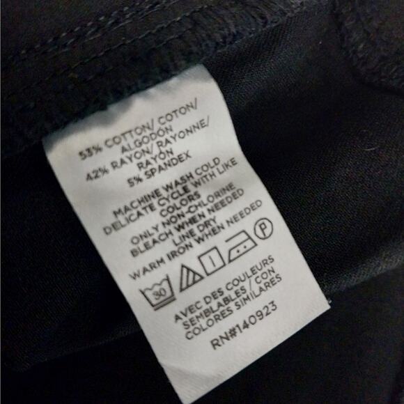 LOFT! RICH BLACK STRETCH 5 POCKET, CENTER LEG SEAM, FLARED PANTS, SLACKS! SZ 14P - Picture 9 of 10